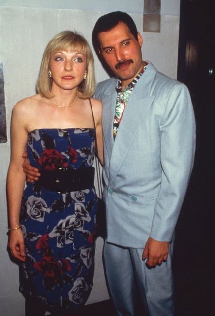 Freddie Mercury With Mary Austin, The Woman He Described ...