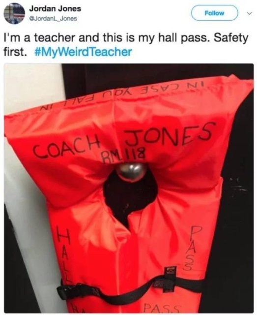 Very Unusual Hall Passes (34 pics)