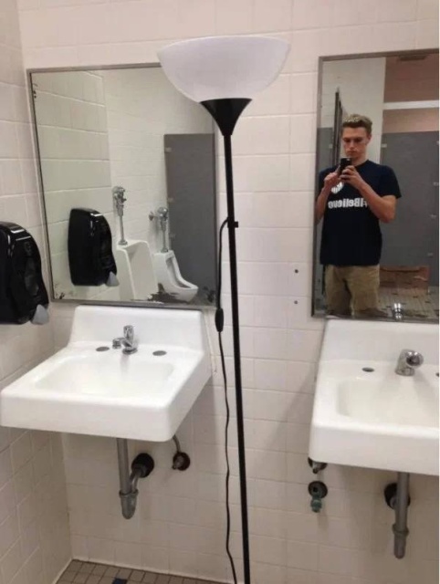 Very Unusual Hall Passes (34 pics)
