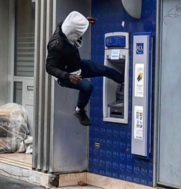 Acid Picdump (94 pics)