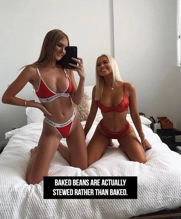 Hot Girls And Facts (23 pics)