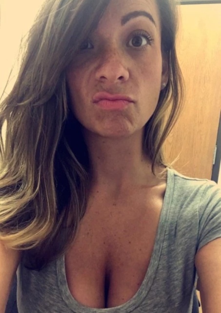 Entertaining Photos With Girls (30 pics)