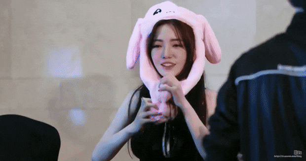 Acid Gifdump, March 12 (25 gifs)