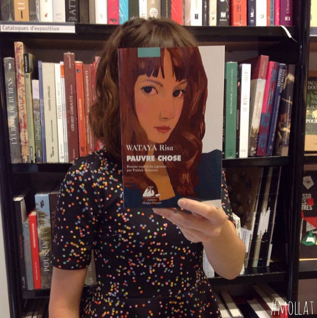 How Bored Bookstore Employees Entertain Themselves (30 pics)