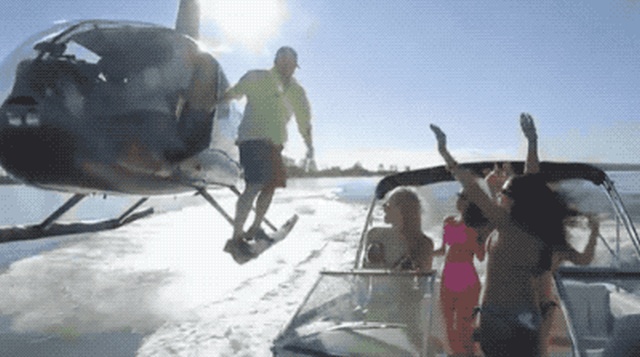 Awesome Helicopter Moments (23 gifs)