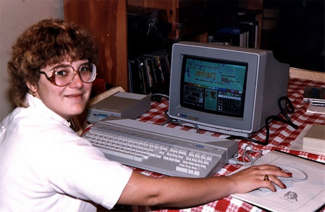 ’80s Geeks. Are They All Billionaires Now? (16 pics)