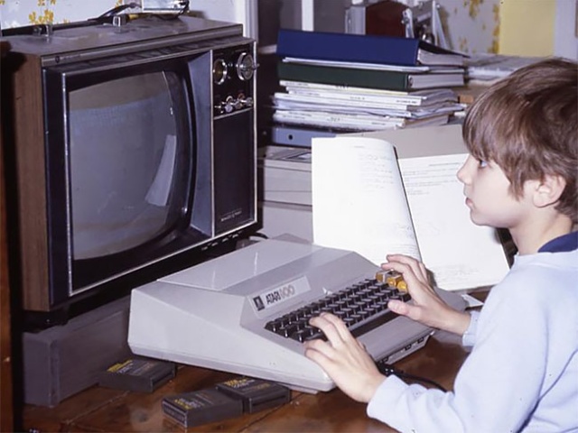 ’80s Geeks. Are They All Billionaires Now? (16 pics)