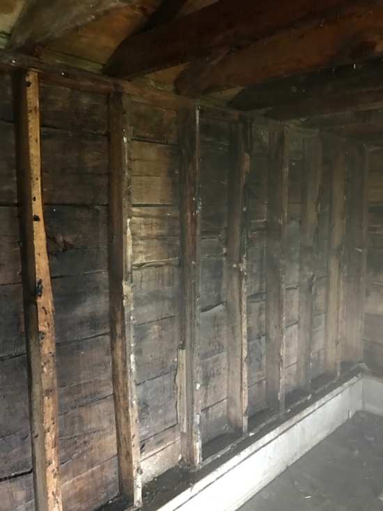 Remodeling Old Chicken Coop In To A Bridal Suite (12 pics)