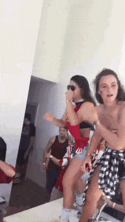 Acid Gifdump, March 21 (25 gifs)
