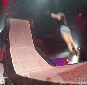 Looped GIFs (17 gifs)
