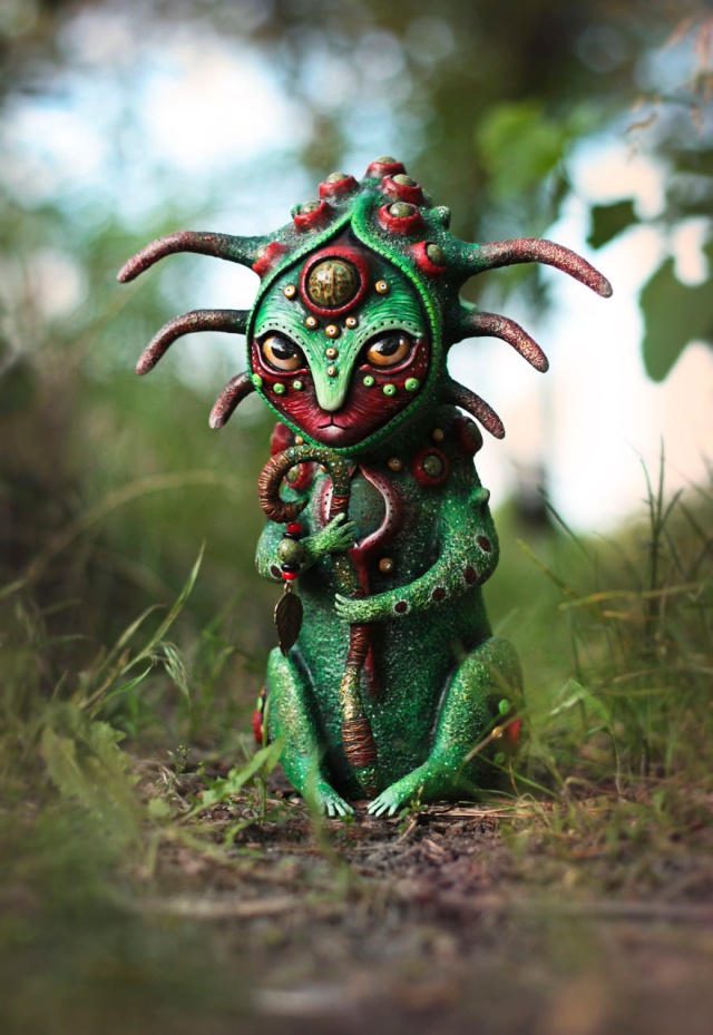 Handmake Creatures From A Fantasy World (25 pics)