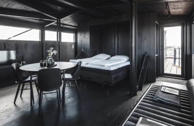 Holiday Get-Away Cottages For Couples (13 pics)