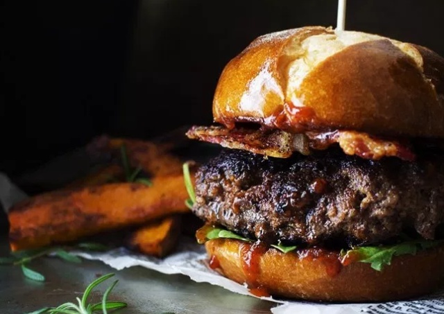 Yummy Burgers (26 pics)