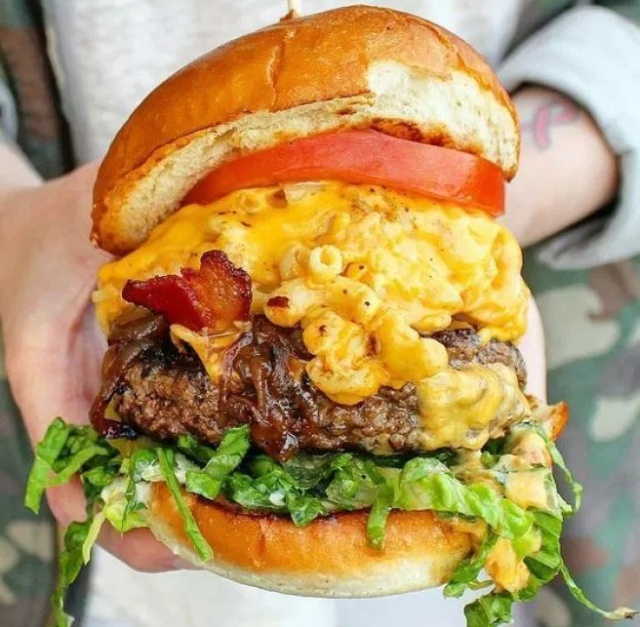 Yummy Burgers (26 pics)