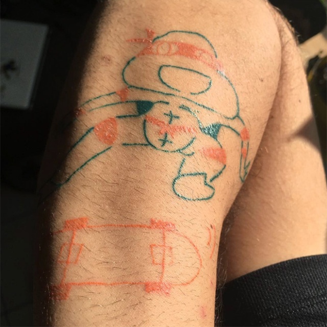 This Brazilian Tattoo Artist Can’t Draw, And That’s Why People Love Her (20 pics)