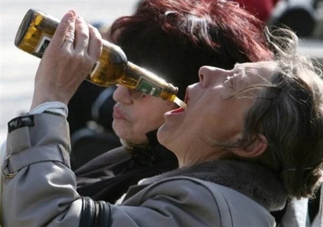 Old People Have Fun (25 pics)