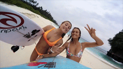 Surfer Girls (26 gifs)
