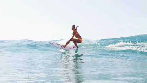 Surfer Girls (26 gifs)