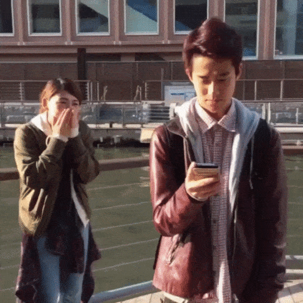 Prank GIFs (16 gifs)