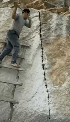 Acid Gifdump, April 3 (25 gifs)