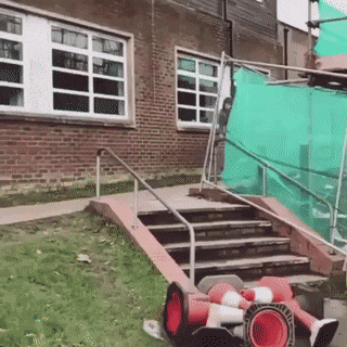 Acid Gifdump, April 4 (25 gifs)