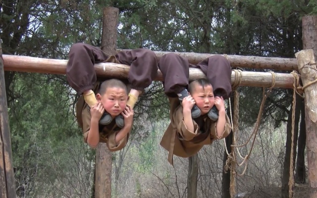 Six-year-old Shaolin Warrior Monks (10 pics)