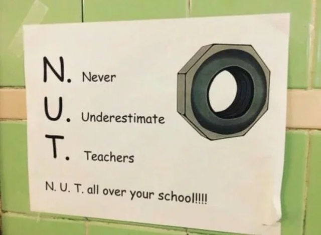 Some People Are Stupid (30 pics)