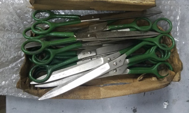 Old Scissors Art (17 pics)