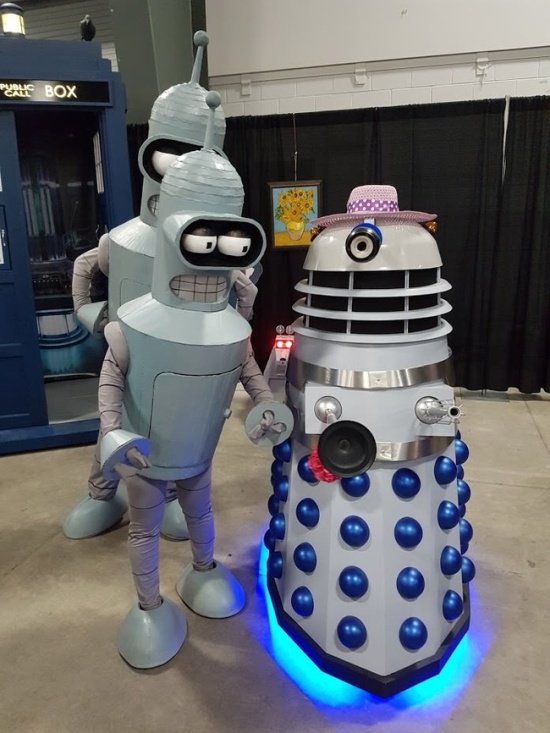 Photos From Ottawa Comic Con (18 pics)