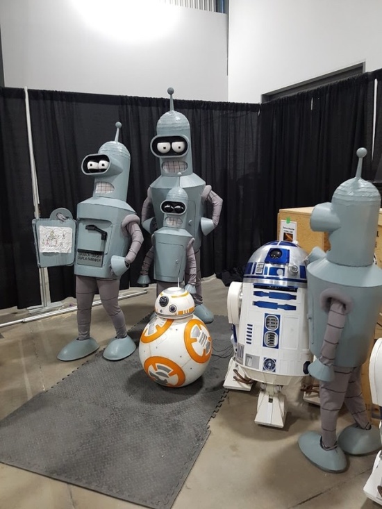 Photos From Ottawa Comic Con (18 pics)