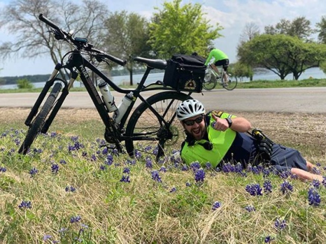 Texas Police In A New Bluebonnet Challenge (28 pics)