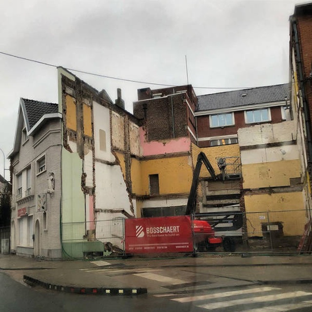 Ugly Houses In Belgium (33 pics)