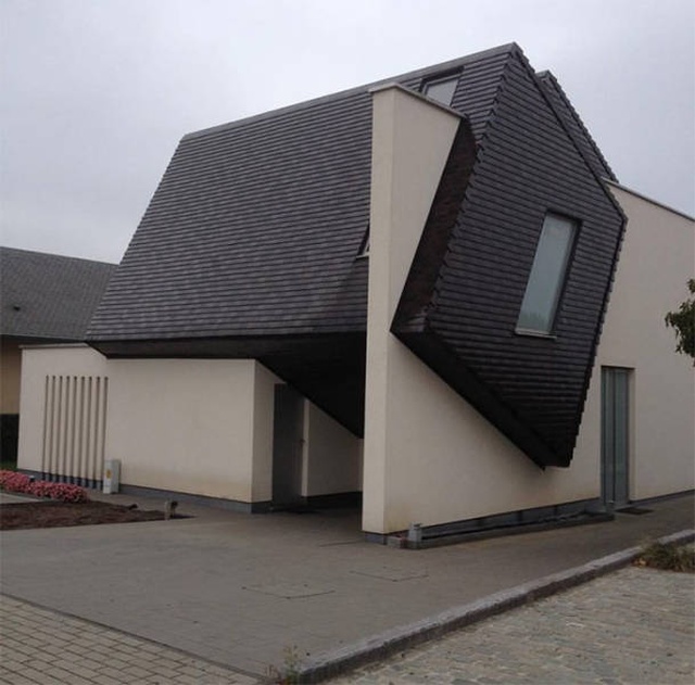 Ugly Houses In Belgium (33 pics)