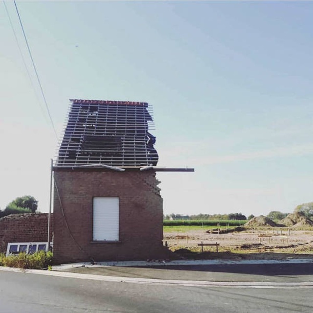 Ugly Houses In Belgium (33 pics)