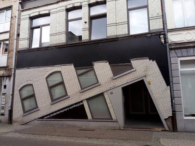 Ugly Houses In Belgium (33 pics)