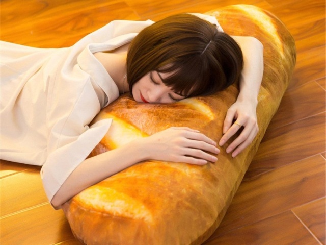 Bread Pillow (3 pics)