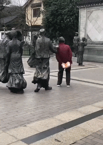 Acid Gifdump, April 11 (25 gifs)