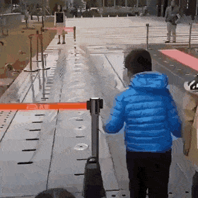 Acid Gifdump, April 11 (25 gifs)