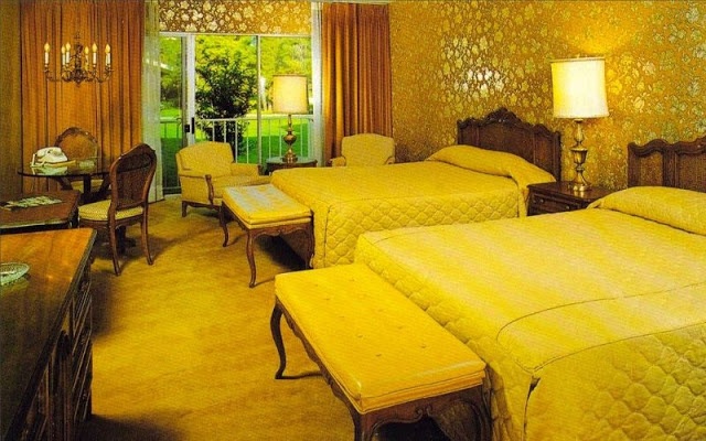 Bedroom Interior Of The 1950s and '60s American Hotels (30 pics)