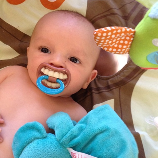 Funny Pacifiers (20 pics)