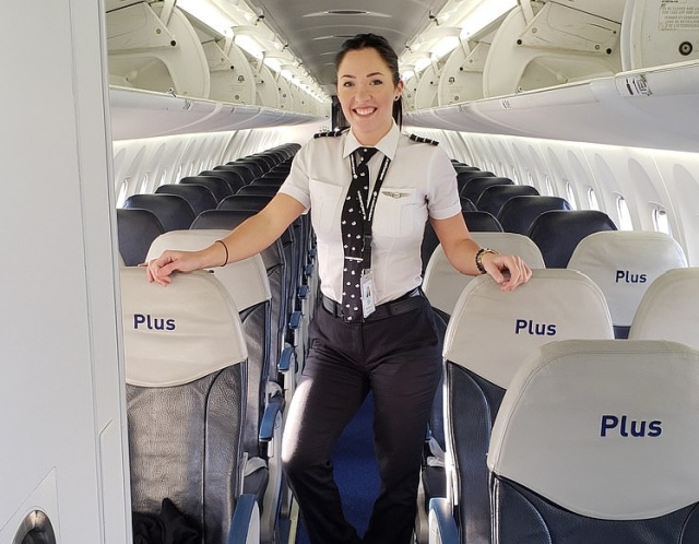 This Female Pilot Is A New Instagram Celebrity (10 pics)