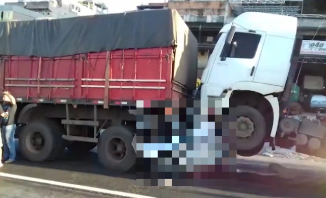 Driver Miraculously Escapes Horror Crash In Brazil (8 pics)