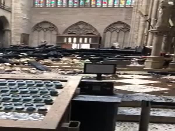 This Is What The Interior Of Notre Dame Looks Like Now