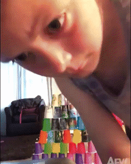 Acid Gifdump, April 19 (25 gifs)