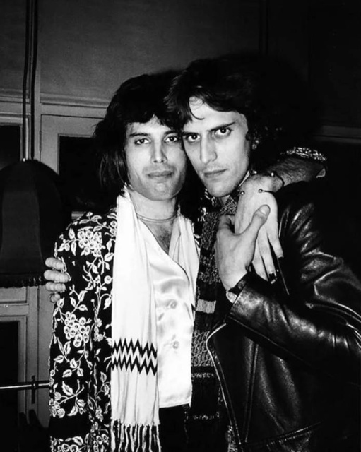 Morrison Hotel Gallery Shares Rare Images Of Celebrities From Their Private Collection (40 pics)