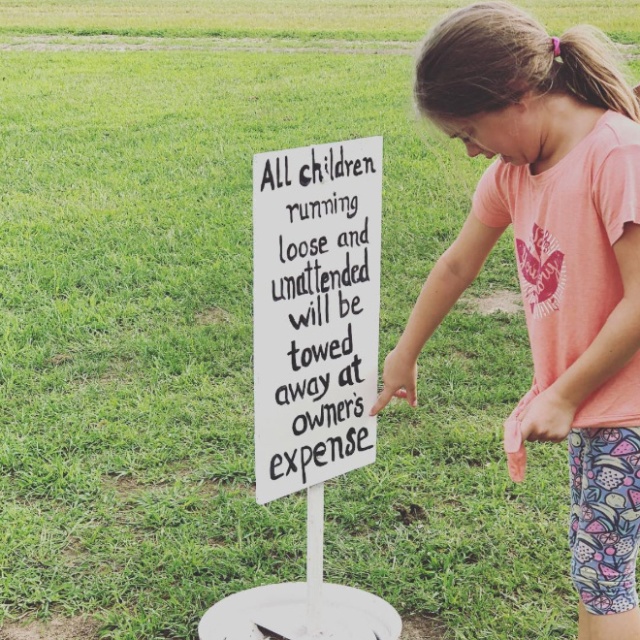 Funny “Unattended Children” Warning Signs (19 pics)