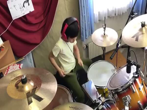 'Led Zeppelin' Really Need To Get This 8-Year-Old Drummer