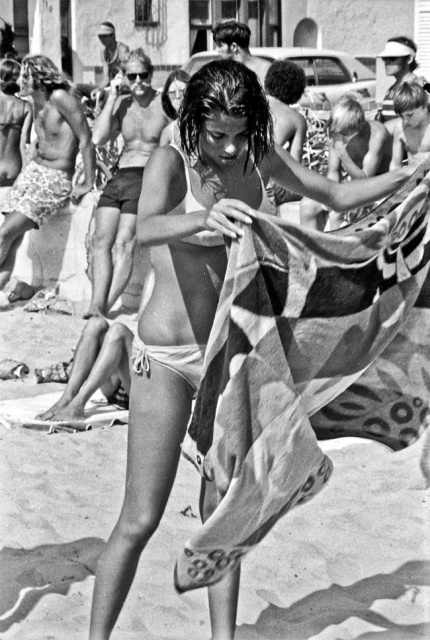 A Day At Mission Beach, California, August 1970 (29 pics)