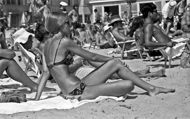 A Day At Mission Beach, California, August 1970 (29 pics)