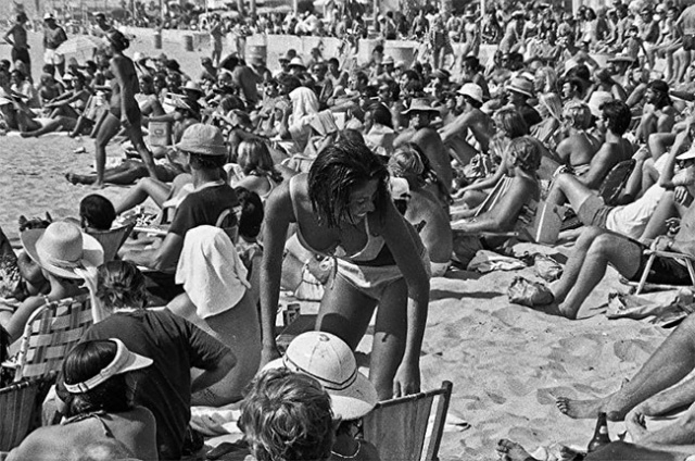 A Day At Mission Beach, California, August 1970 (29 pics)